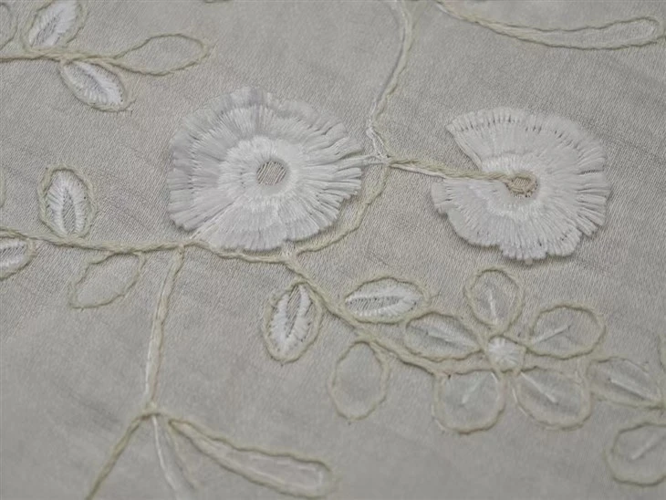 Viscose Plain Weave Fabric Without Elasticity Embroidery suppliers