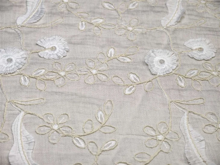 Viscose Plain Weave Fabric Without Elasticity Embroidery factory