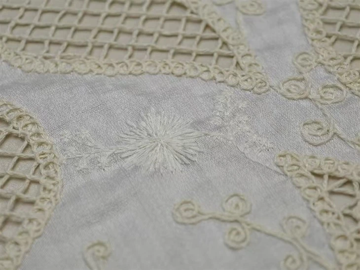 Viscose Plain Weave Fabric Without Elasticity Embroidery factory